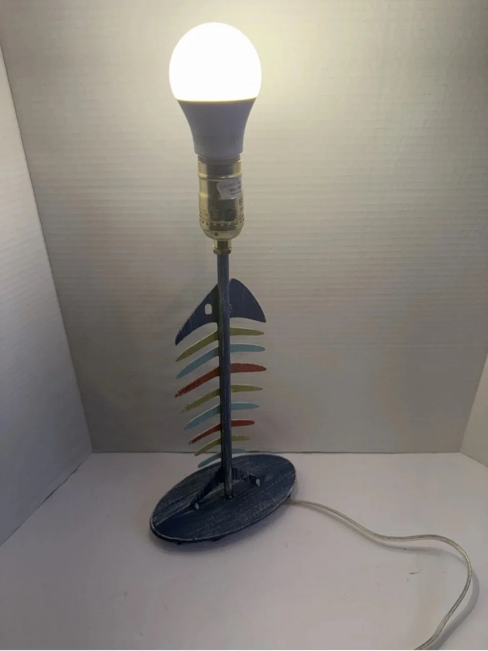 Coast Lamp Multicolor Fishbone Table Lamp without Shade
